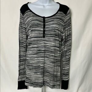 Jones New York Black and White Long Sleeve Button Down Shirt Lightweight Size M